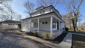 112 E Clinton St Clinton MO 3.jpg